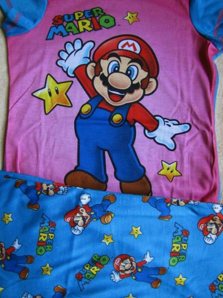   Super Mario Girls S/S Shirt /Capri Pajamas Pjs sz 10/12  