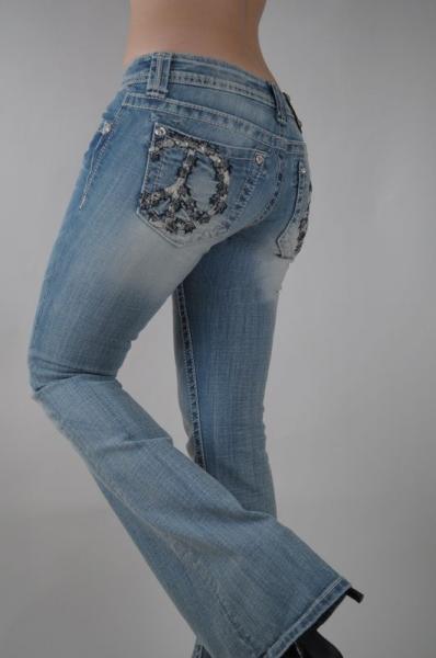 MISS ME New 2012 PEACE SIGN Leaf Wreath PATCH Crystal FLARE BOOT Cut 