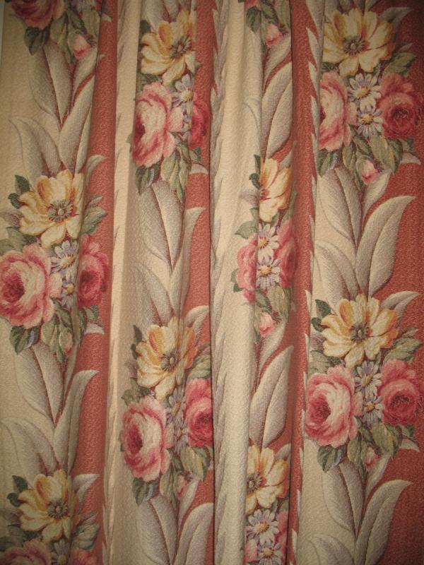 of 4 Vtg Glencourt Pink Rose Floral Barkcloth Fabric Pleated Drape