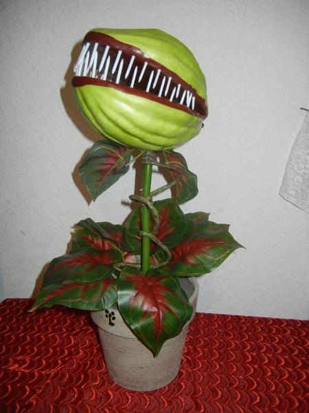 LITTLE SHOP OF HORRORS - AUDREY MAN EATING PLANT HALLOWEEN ...