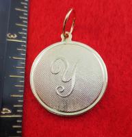 OVER 1/" 14 KT GOLD EP LARGE ROUND INITIAL DISC LETTER V PENDANT CHARM