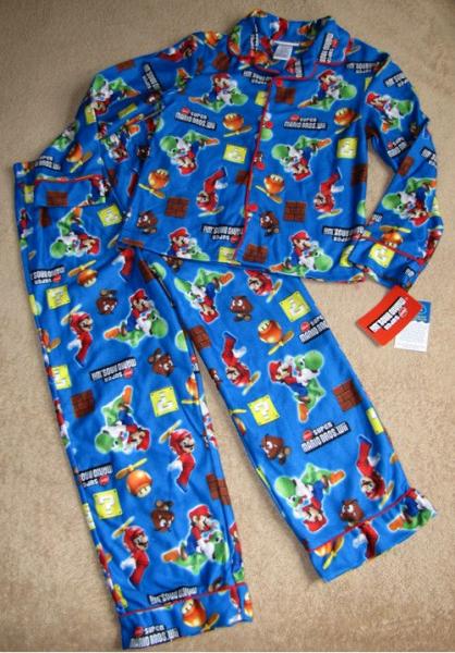 Nintendo Super Mario Bros Wii Game Flannel Pajamas PJs Sz 9 10