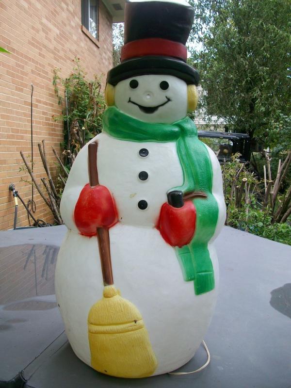 Vintage Empire Plastic Snowman Christmas Yard Decor Blowmold Light