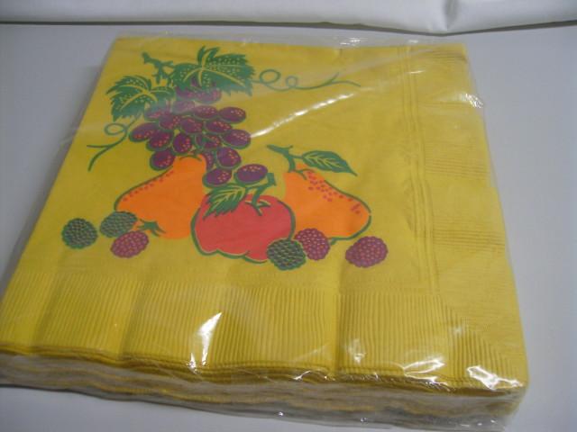 Vintage Yellow Fruit Grape Paper Dinner Napkins NIP  