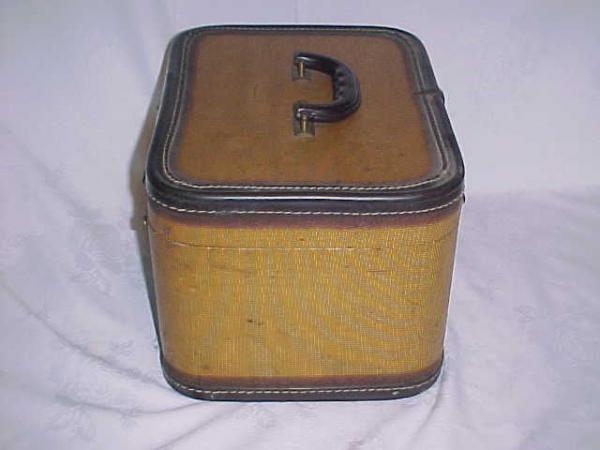 Vintage Retro Hard Side Suitcase Train Make Up Case Nice Piece Luggage Hat