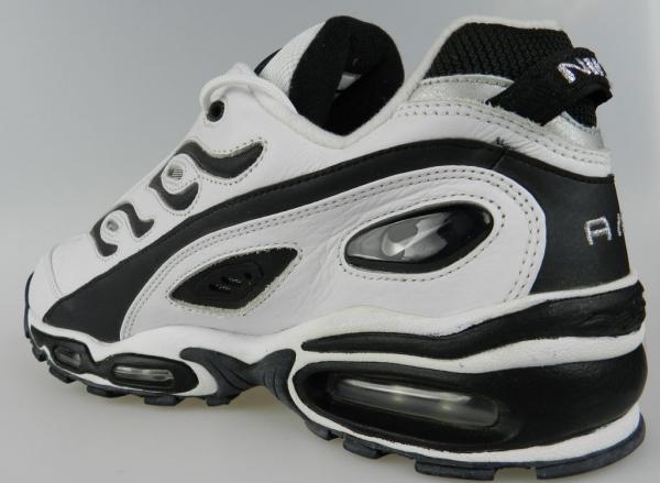 NIKE AIR BUTANE MAX NEW Mens Retro White Black Running Shoes Size 13