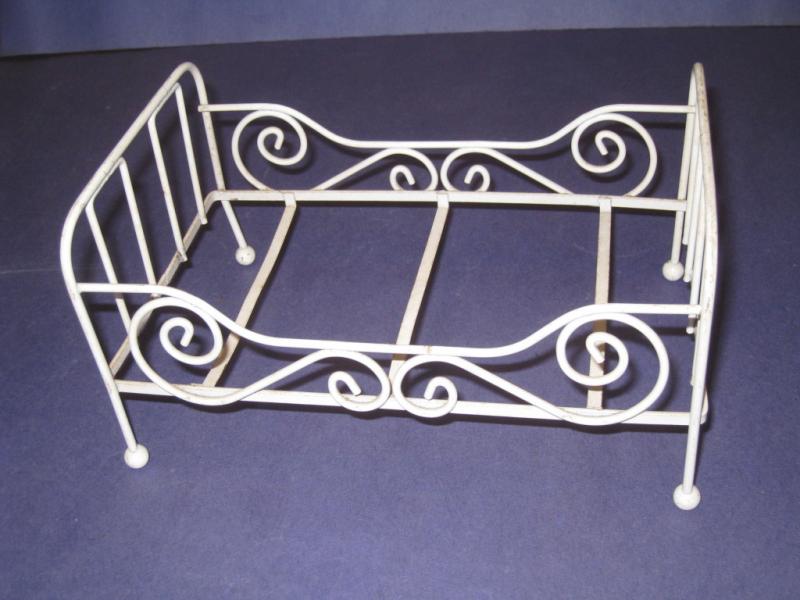 Vintage 8" Small Doll Bed White Metal 21P