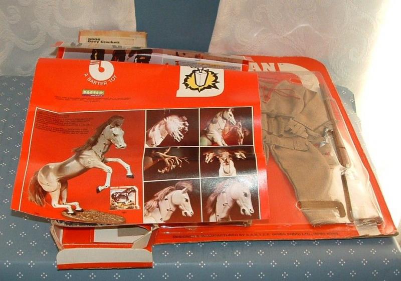 DYNAMAN; DAVY CROCKETT OUTFIT #5506 FOR 12 FIGURE   BARTER TOY   1970 